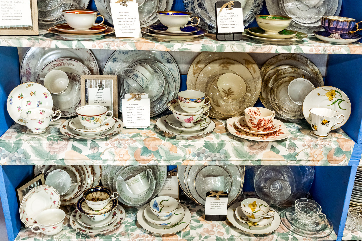Dinnerware Teacups and Saucers Mixed Patterns and Colors Porcelain