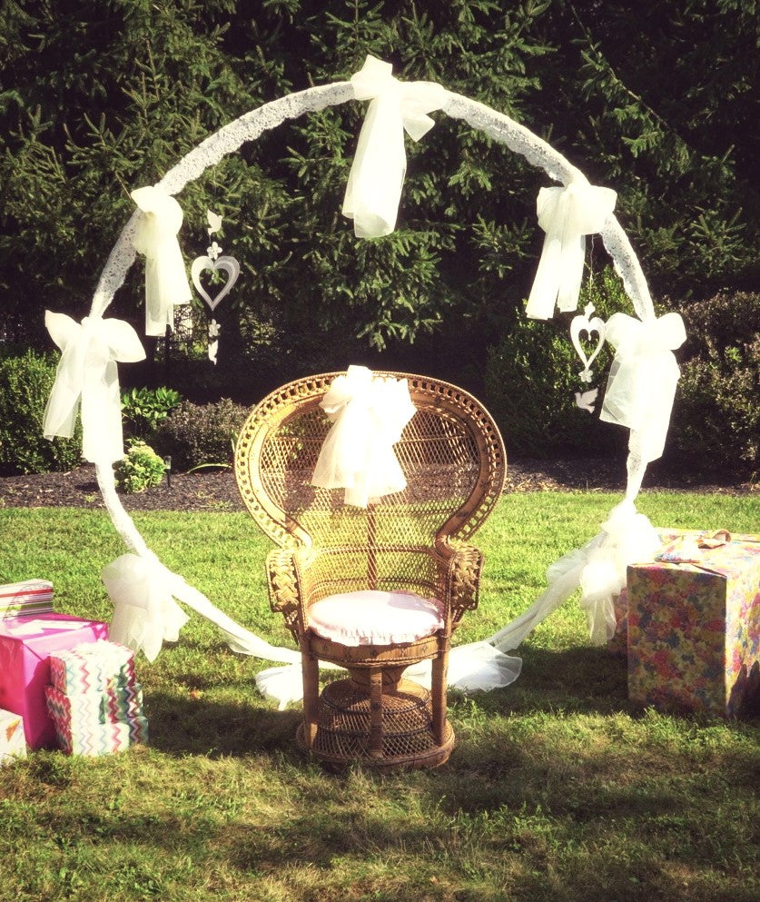 Back Drop Balloon RIng White
