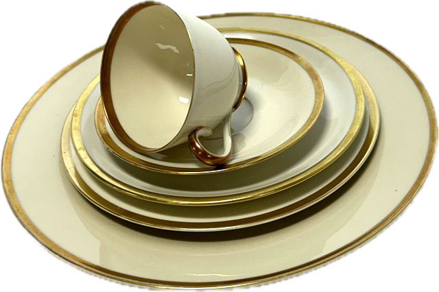 Dinnerware - Dishes - Matched sets - Mayer Wiesau 1840