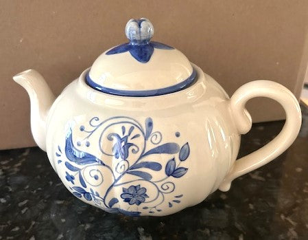 Teapots Porcelain Floral Motif