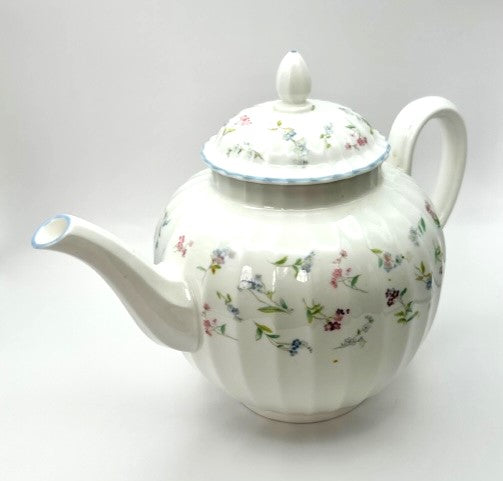 Teapots Porcelain Floral Motif